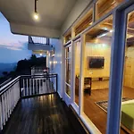 Gadegal Homestay Narkanda - Rooms & Pahadi Cafe