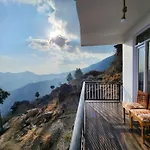 Gadegal Homestay Narkanda - Rooms & Pahadi Cafe