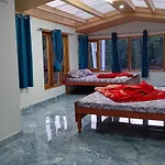 The Hostelers Homestay - Near Isbt, Bypass, Advance Study And Hpu Simla