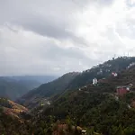 Alaya Stays 2 Bhk Apartment With Hill View - Cliff Vista