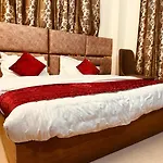 The Aston Hills - A Luxury Stay , Shimla