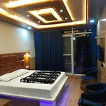 Aagaman Woods
