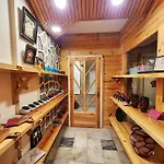 Hotel Pineview Shimla