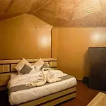 Uptown Boutique Homes - Room 1