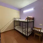 Zu-Zu Hostels