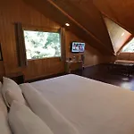 Kvr Clarks Inn, Kufri