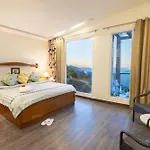 Hostie Imperial Chalet-3 Bhk Mountain Villa, Chail