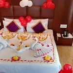 Hotel Crosswinds West