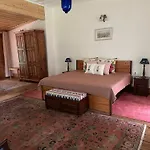 Dimple Lodge, Simla