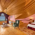 Mahasu House
