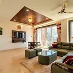 The Green Retreat - Ideal For Couple
