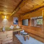 Elivaas 4 Bhk With Garden & Sauna - Skylounge