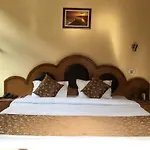 Hotel Hari Palace