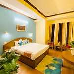 Hotel Tara Inn With Terrace And Mountain View