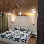 Cozy Cove - Newly Built 3Bhk Duplex With Rare Valley View