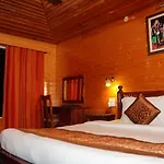 Oakwood Hamlet Resort