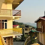 Craignano Homestay & Family Suite Rooms