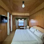 Goroomgo Hotel Amar Palace ടhimla