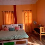 Pet Friendly Summer House Cottage