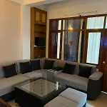 Hm Apartments