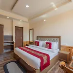 Hotel Charming Hills By Him Haults Hospitality