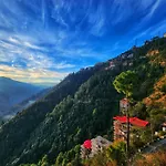 Royal Cedar Retreat