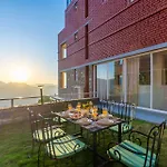 Stayvista At Mist - Elysium Estate With Wifi, Bonfire