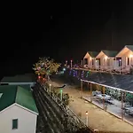 Lodge Huts