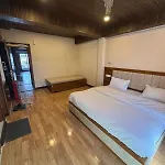 Simla Hideaway