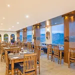 Manaw Valley Resort