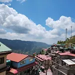 Hotel O Home 81250D Abhiaak Regency