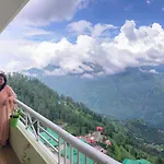 Hostie Mystica-Highest Penthouse With Terrace, Mashobra