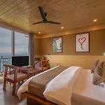 The Charvi Haven I Bonfire I Forest Treks I Memories I Open Air Lawn & Terrace I Kufri By Exotic Stays