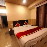 Shorya Regency Near Mall Road