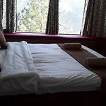 Shri Villa
