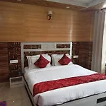 Hotel O Srishti Nikunj