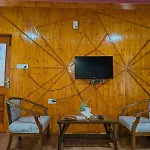Maha Maya B&B Near Kali Bari Temple