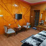 Maha Maya B&B Near Kali Bari Temple