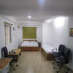 Tiny Homestay - Drive In - 2Km Ahead From Mall Road Lift Parking