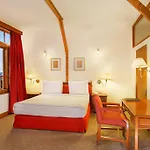 Clarkes Hotel, A Grand Heritage Hotel Since 1898