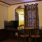Hotel Hilltop