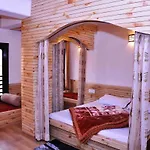 Shimla Holiday Inn