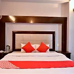 Oyo 5268 Hotel Himland East