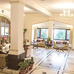 Royal Jardin Whistling Pines Resort
