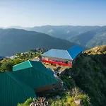 Livingstone Ojuven Treehouses