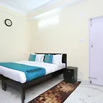 Oyo 10736 Home 2Bhk Nandan Mansion Keleston