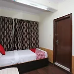Oyo 27002 Hsr Ram Bazaar