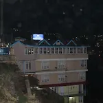 Hotel Meridian With Car Parking