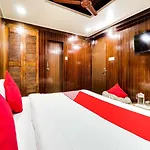 Oyo 3361 Hotel Kapital