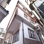 Oyo Home 10405 1Bhk The Mall Shimla